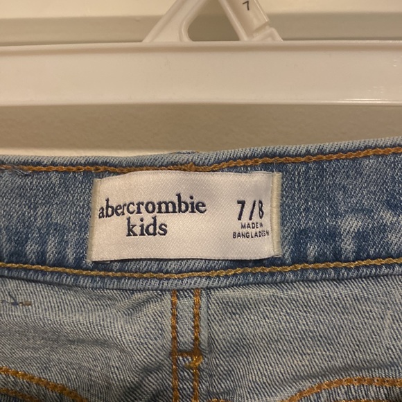 Abercrombie kids distressed boys shorts - Picture 3 of 8